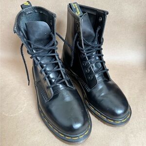 Dr Martens 1460 Vintage Made In England Black Leather Lace Up Boots. UK3/US5